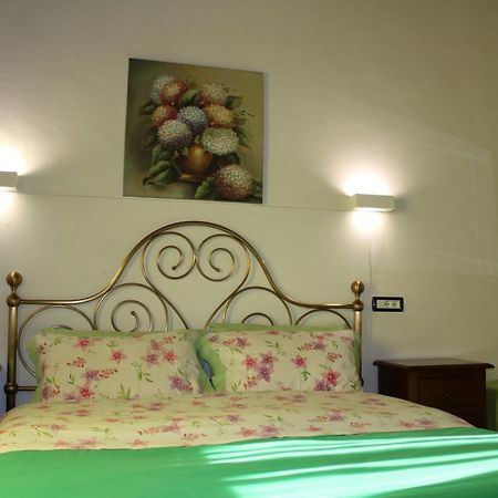 Gmax Guelfa Apartments Firenze Bagian luar foto